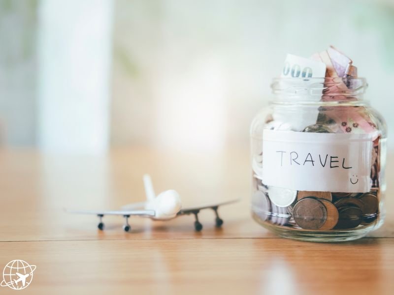 The Ultimate Guide to Earning Money While Traveling Full-Time
