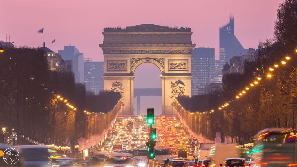 Paris in 48 Hours: What First-Timers Actually Search For and What Locals Skip